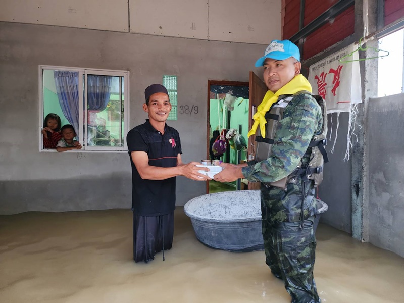 Thai Union Joins Hand to Support Flood-Affected Communities in Southern Thailand 